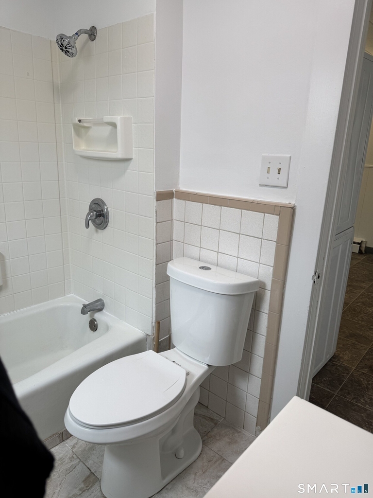 70 Woodbine Street - Photo 7