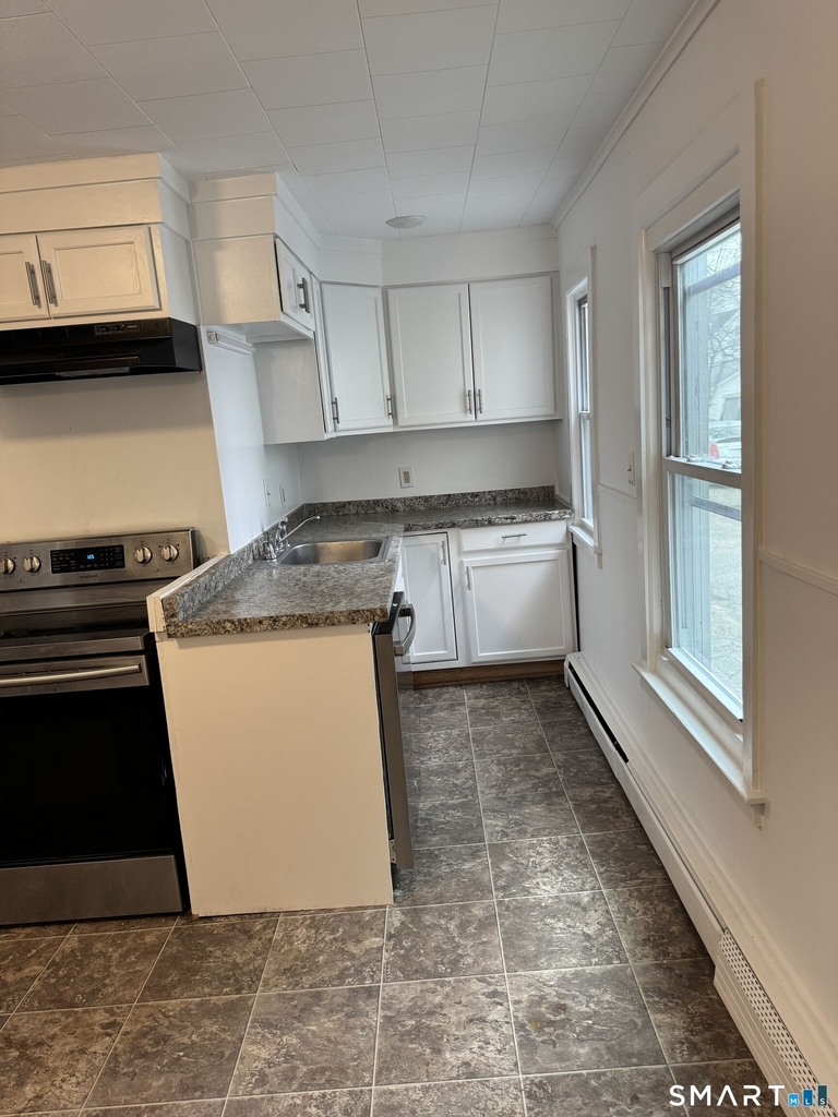 70 Woodbine Street - Photo 8