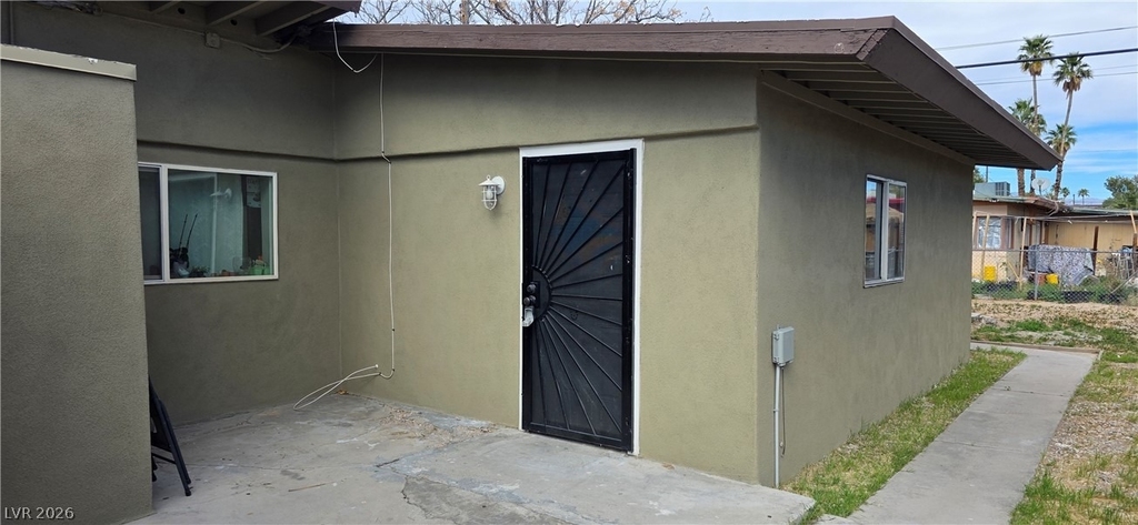 1309 Exley Avenue - Photo 0