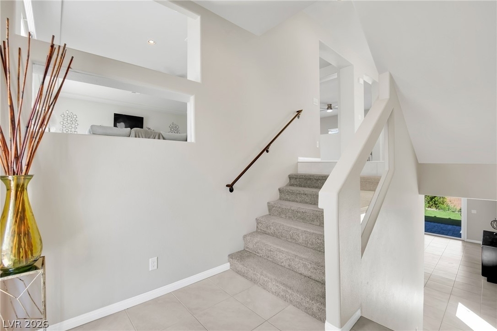 9770 Hawk Crest Street - Photo 4