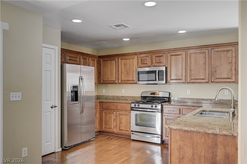 8269 New Leaf Avenue - Photo 13