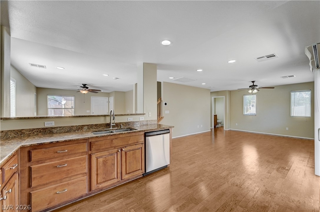 8269 New Leaf Avenue - Photo 16
