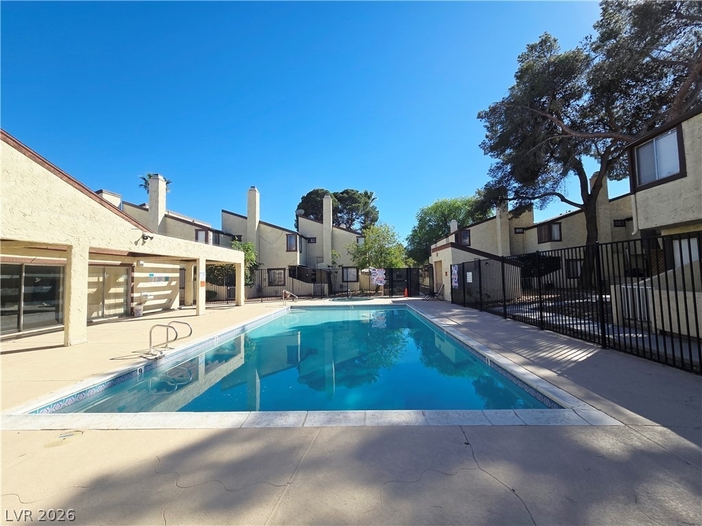 5045 Spencer Street - Photo 18