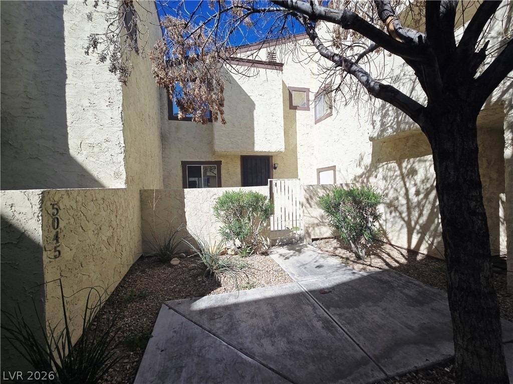 5045 Spencer Street - Photo 15