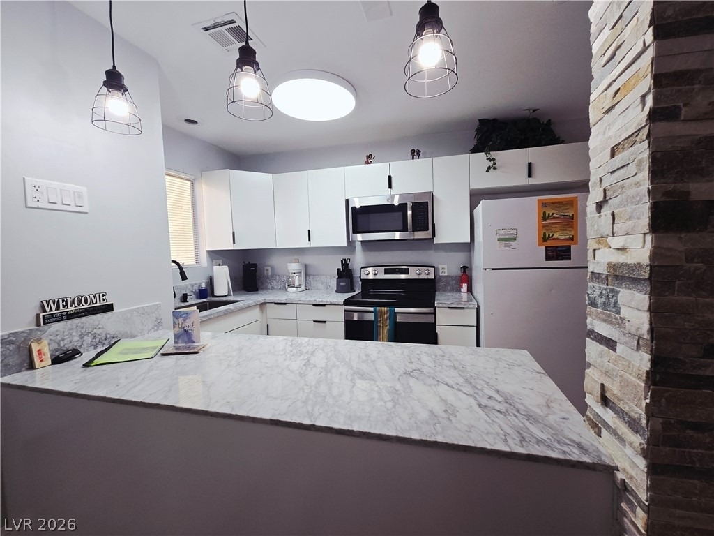 5045 Spencer Street - Photo 5