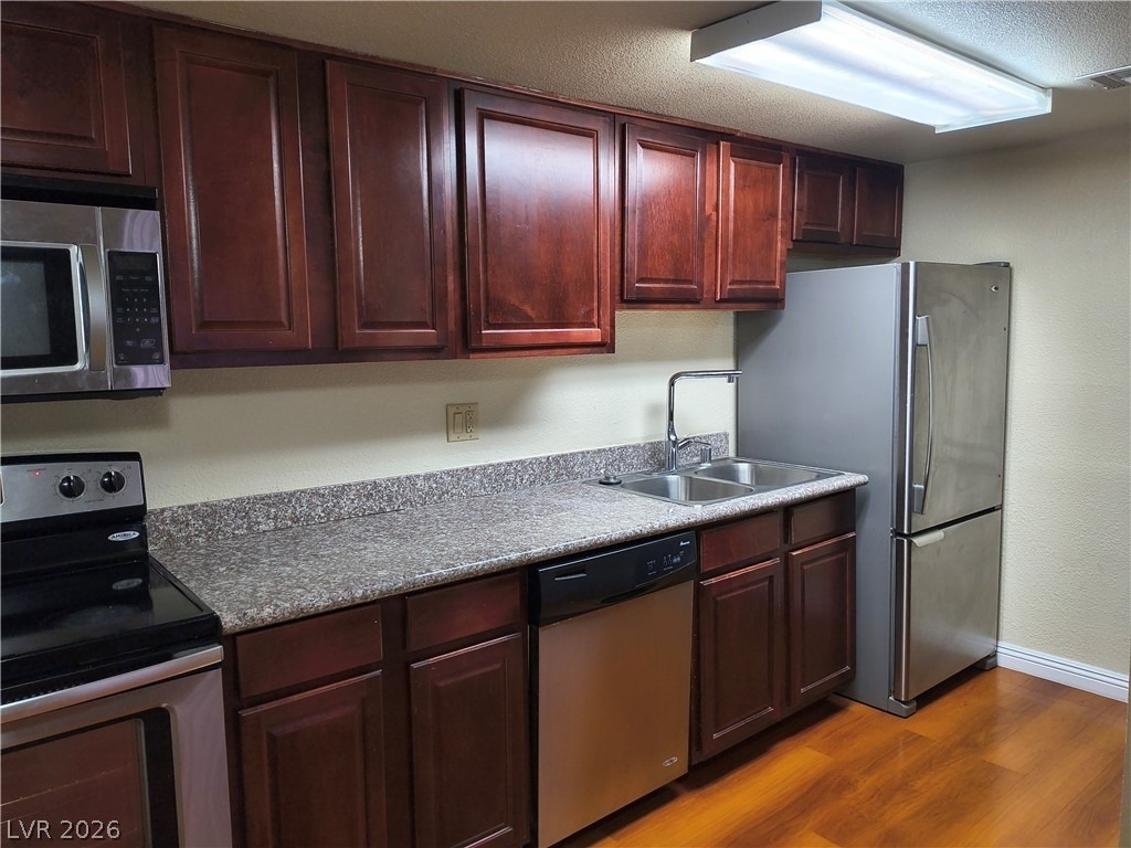 4320 Sandy River Drive - Photo 3