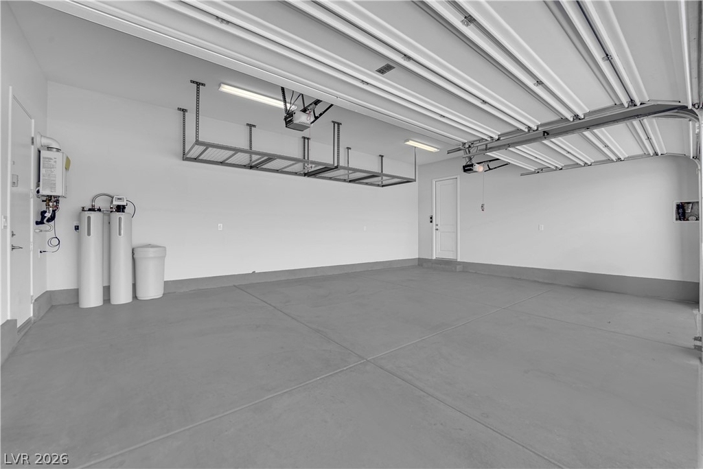 11909 Pippa Avenue - Photo 16