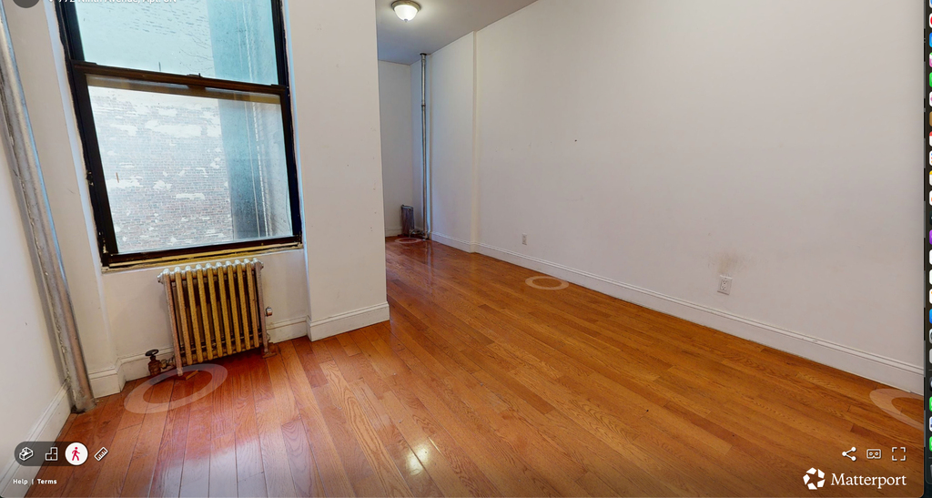  9th Avenue - Photo 4