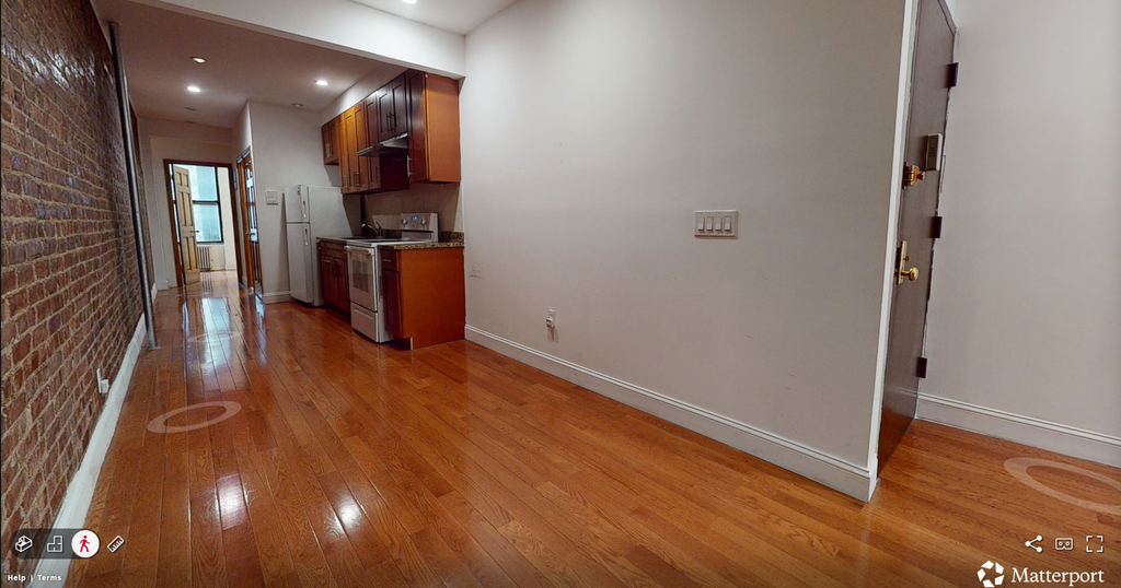  9th Avenue - Photo 2