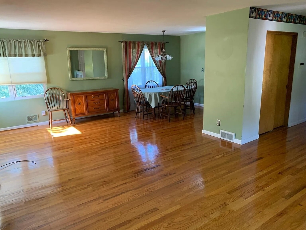 3137 Belmont Avenue - Photo 14