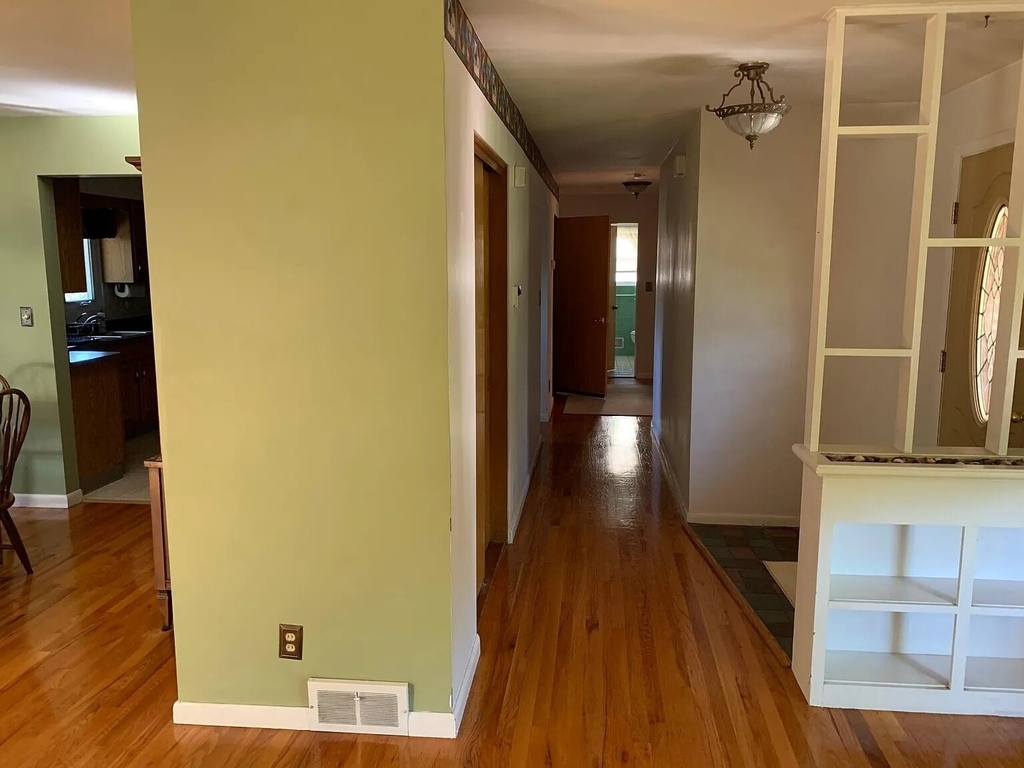 3137 Belmont Avenue - Photo 11