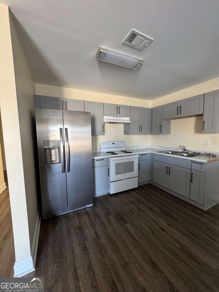133 Ronald Pride Boulevard - Photo 4