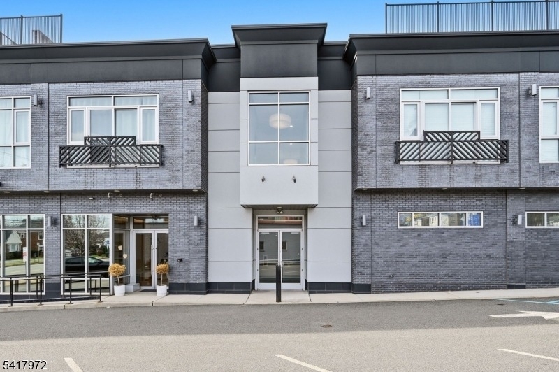 271 Millburn Ave - Photo 1