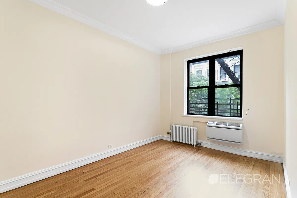 East 46th Street/2nd ave - Photo 5