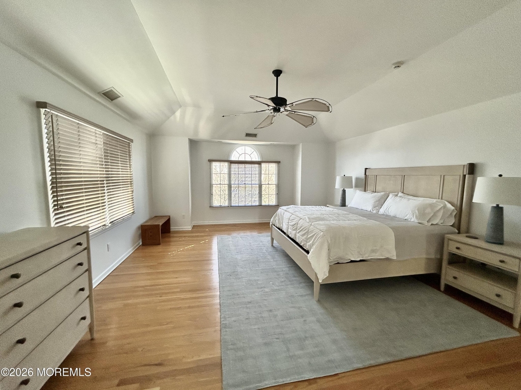 206 Pointe Drive - Photo 11