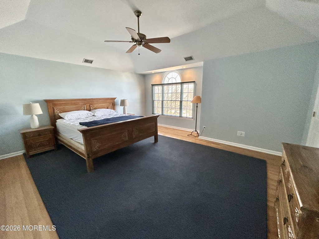 206 Pointe Drive - Photo 18