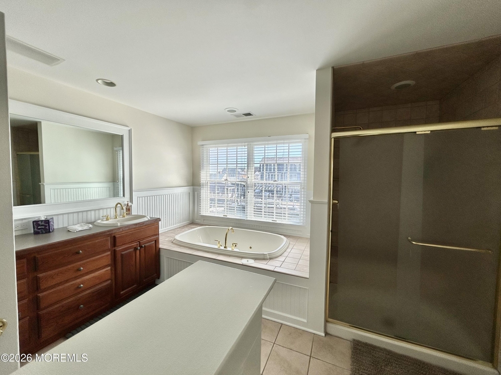 206 Pointe Drive - Photo 13