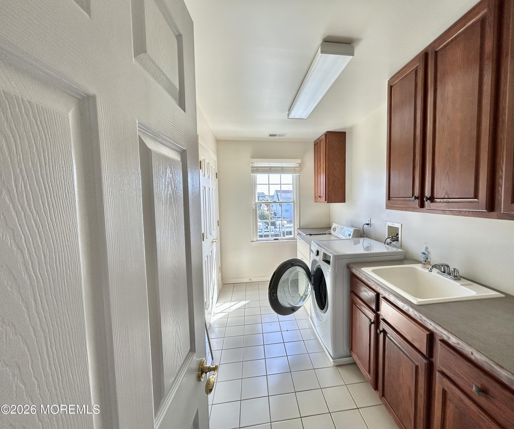 206 Pointe Drive - Photo 14