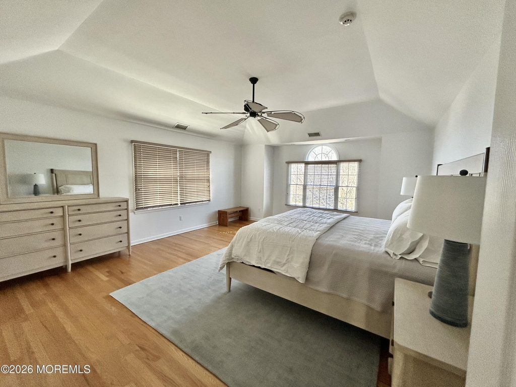 206 Pointe Drive - Photo 12