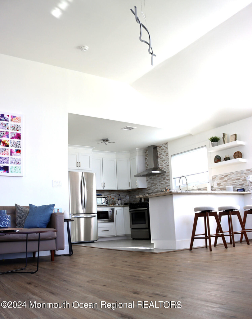111 Long Branch Avenue - Photo 6