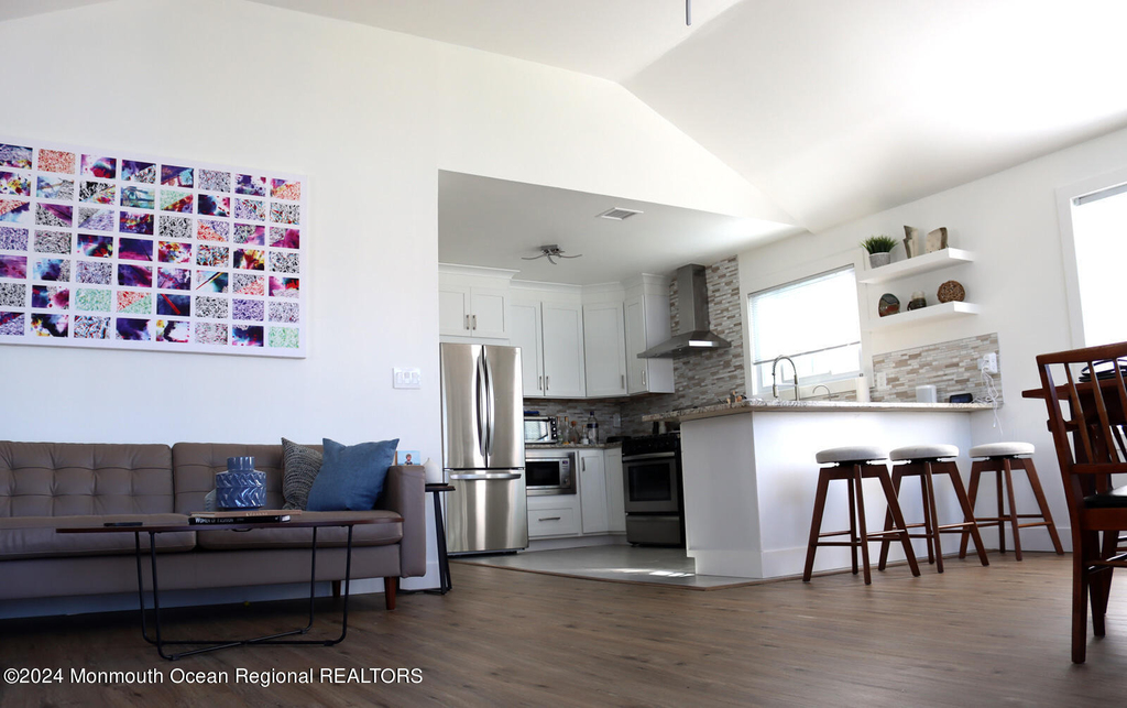111 Long Branch Avenue - Photo 4