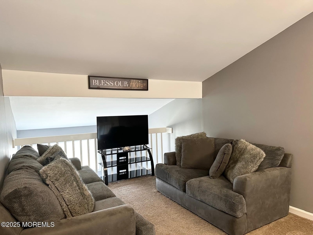 49 White Swan Way - Photo 17
