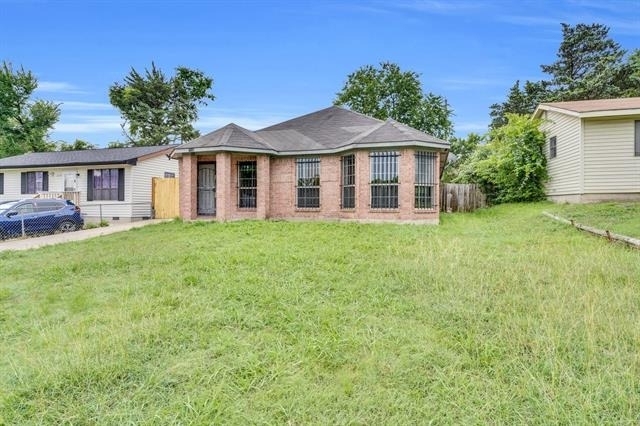 2520 Fatima Avenue - Photo 4