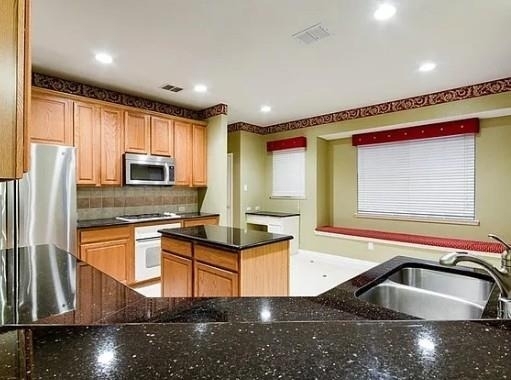 9033 Portage Lane - Photo 17