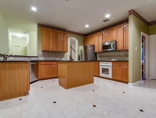 9033 Portage Lane - Photo 7