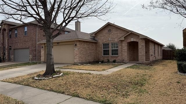 476 Eisenhower Lane - Photo 1