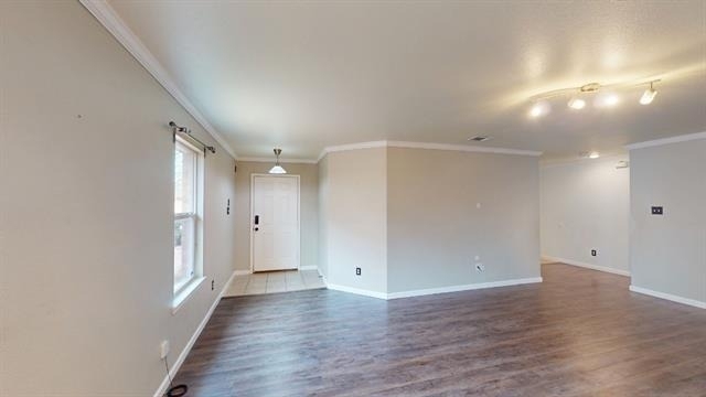 476 Eisenhower Lane - Photo 4