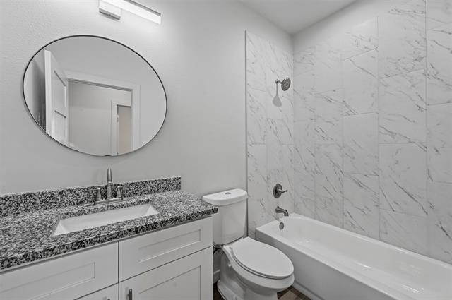 208 D Street - Photo 12