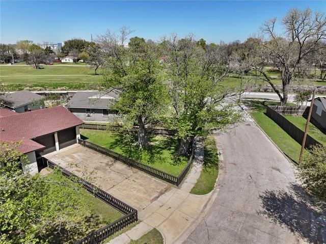 2707 Judy Drive - Photo 2