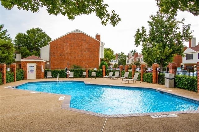 224 Samuel Boulevard - Photo 27