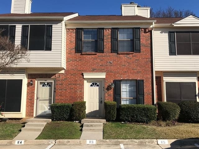 224 Samuel Boulevard - Photo 0