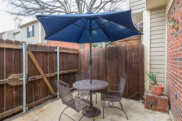224 Samuel Boulevard - Photo 22