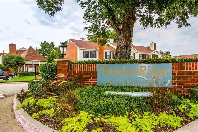 224 Samuel Boulevard - Photo 1