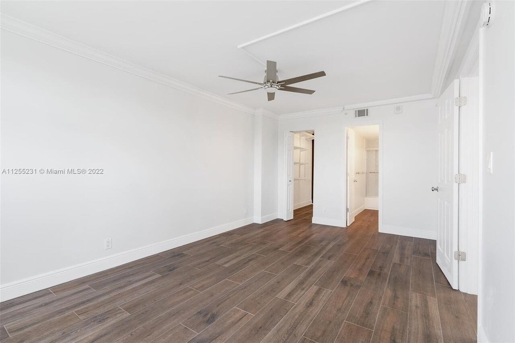 1505 N Riverside Drive - Photo 12