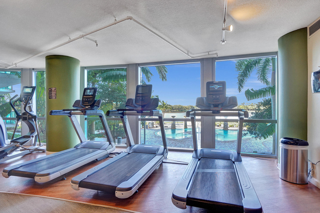 2641 N Flamingo Road - Photo 47