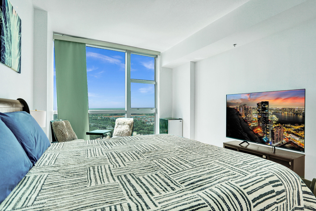 2641 N Flamingo Road - Photo 5