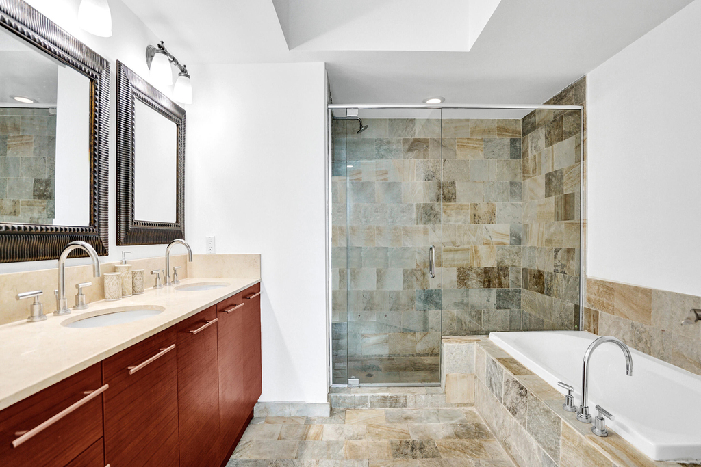 2641 N Flamingo Road - Photo 8