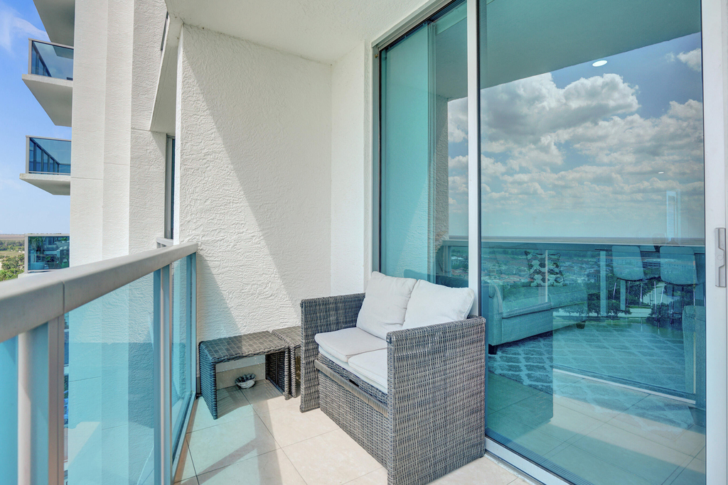 2641 N Flamingo Road - Photo 27
