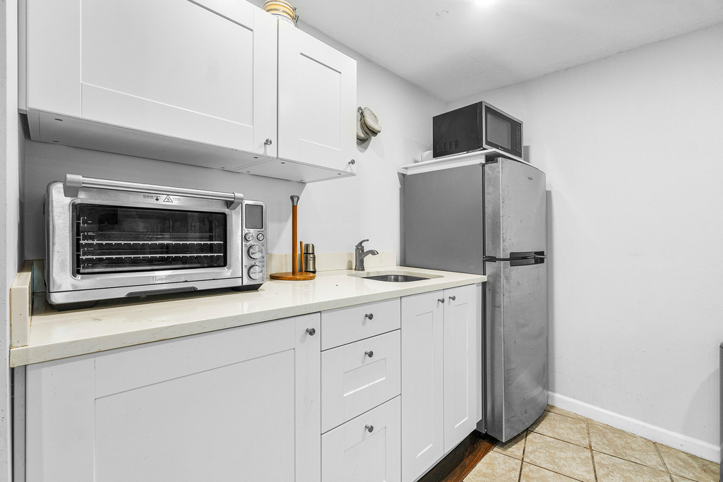 2080 Canter Way - Photo 16