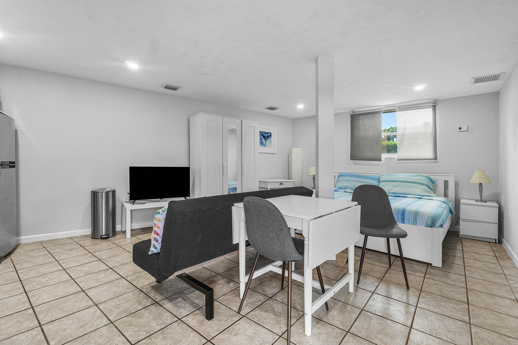 2080 Canter Way - Photo 13