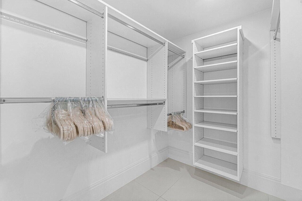 226 Brazilian Avenue - Photo 18
