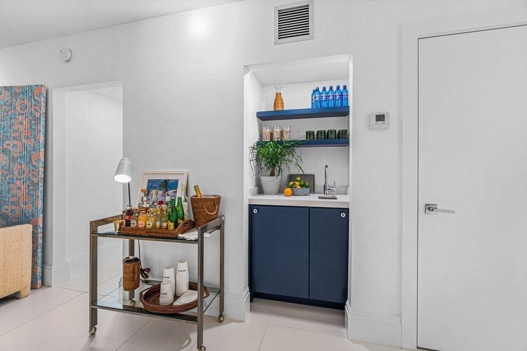 226 Brazilian Avenue - Photo 11