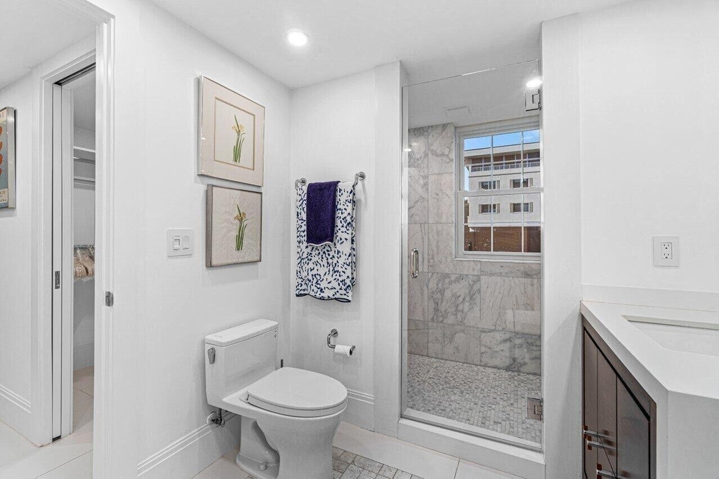 226 Brazilian Avenue - Photo 16
