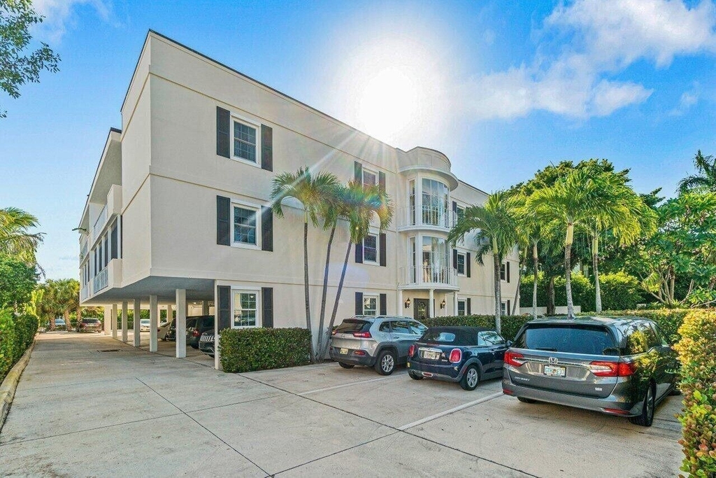 226 Brazilian Avenue - Photo 27