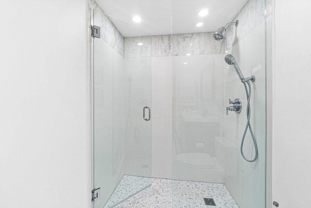 226 Brazilian Avenue - Photo 22