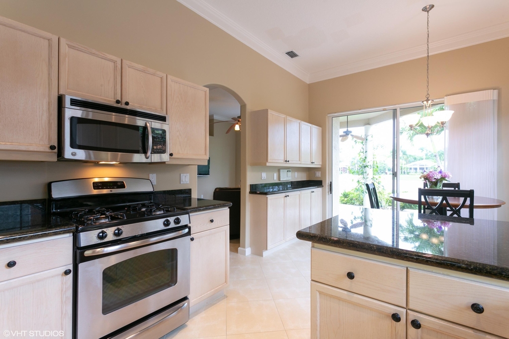 8407 Quail Meadow Way - Photo 2